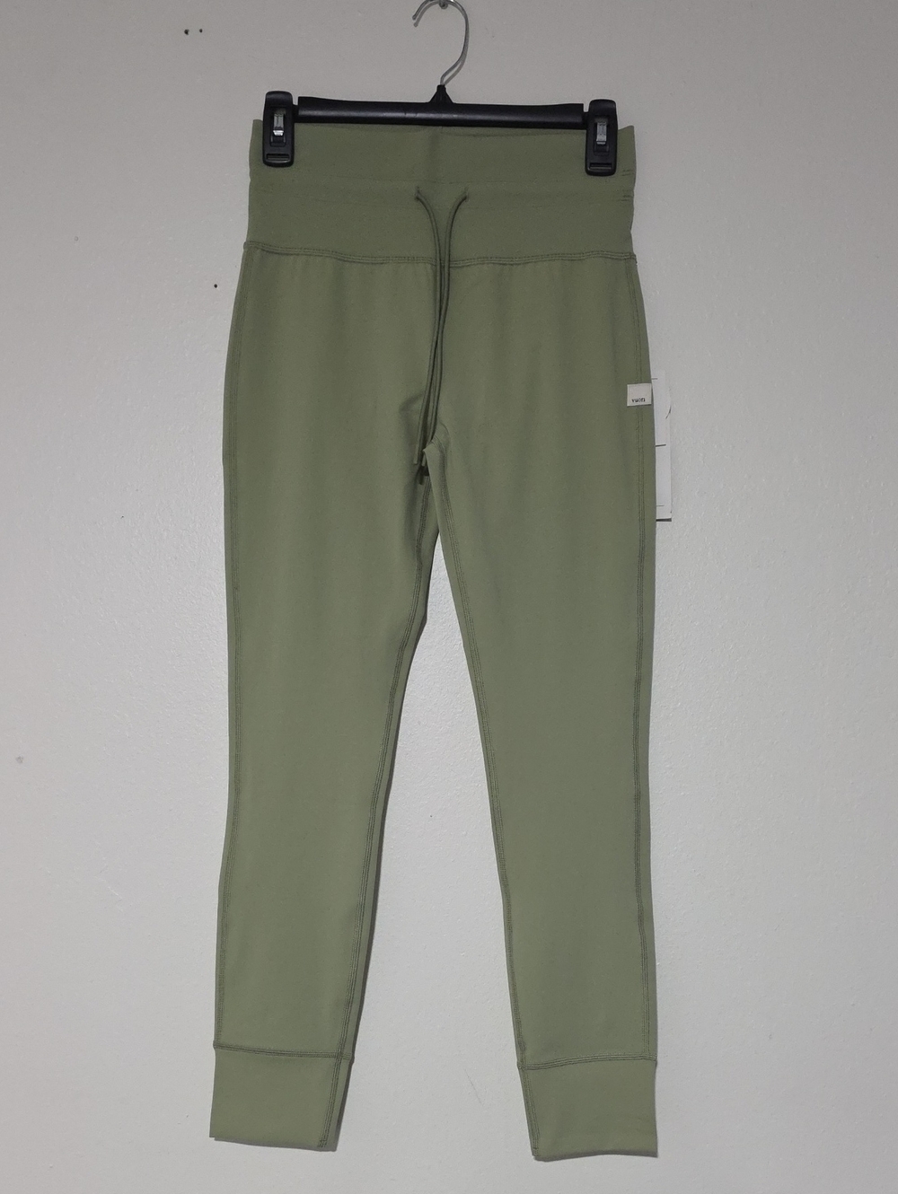 Vuori Daily Legging Olive High-Rise Performance Leggings